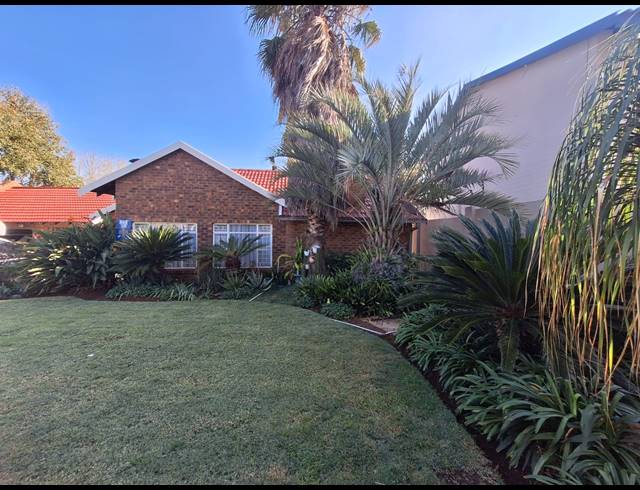4 BEDROOM HOUSE FOR SALE IN JORDAAN PARK